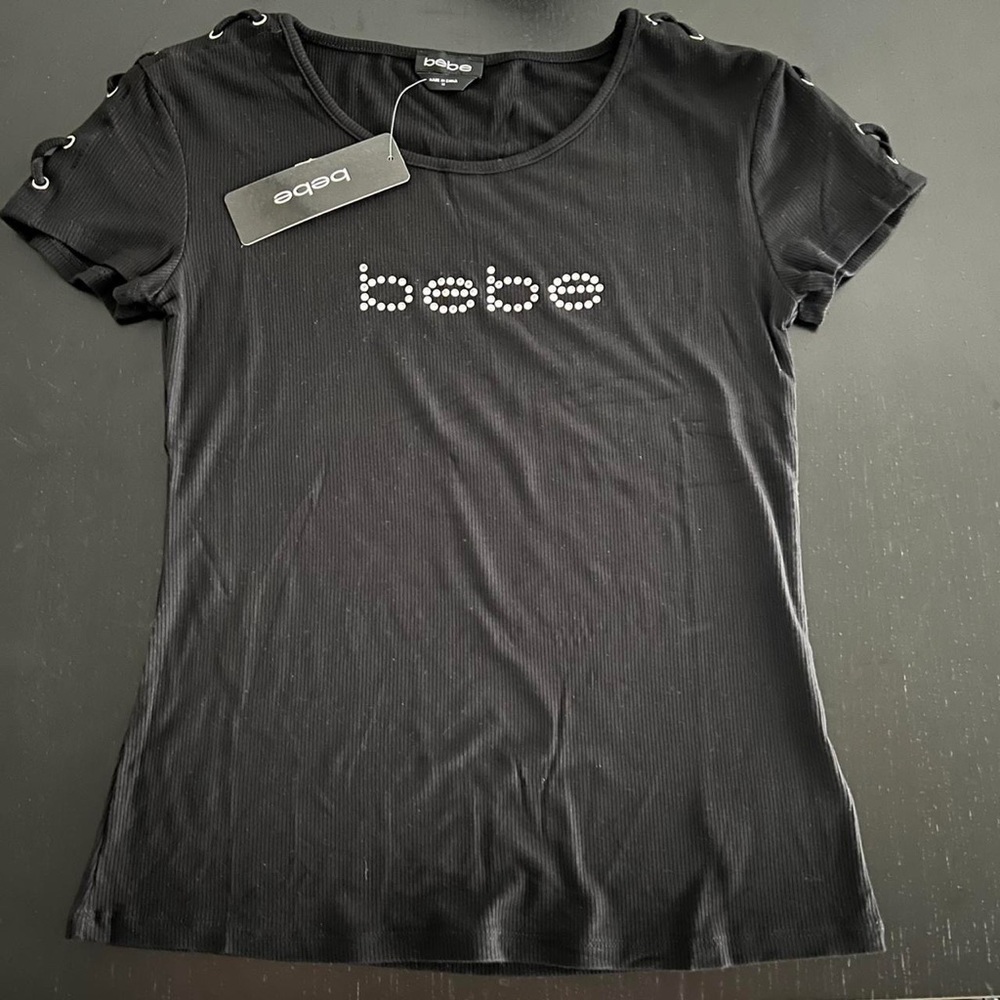 BEBE tee shirt